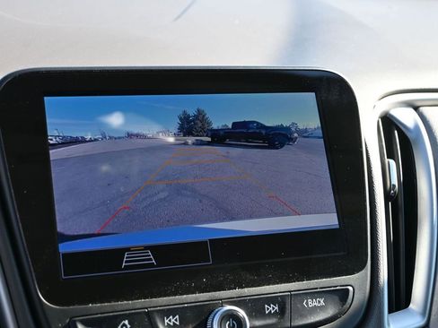 Used 2024 Chevrolet Malibu LT image 29