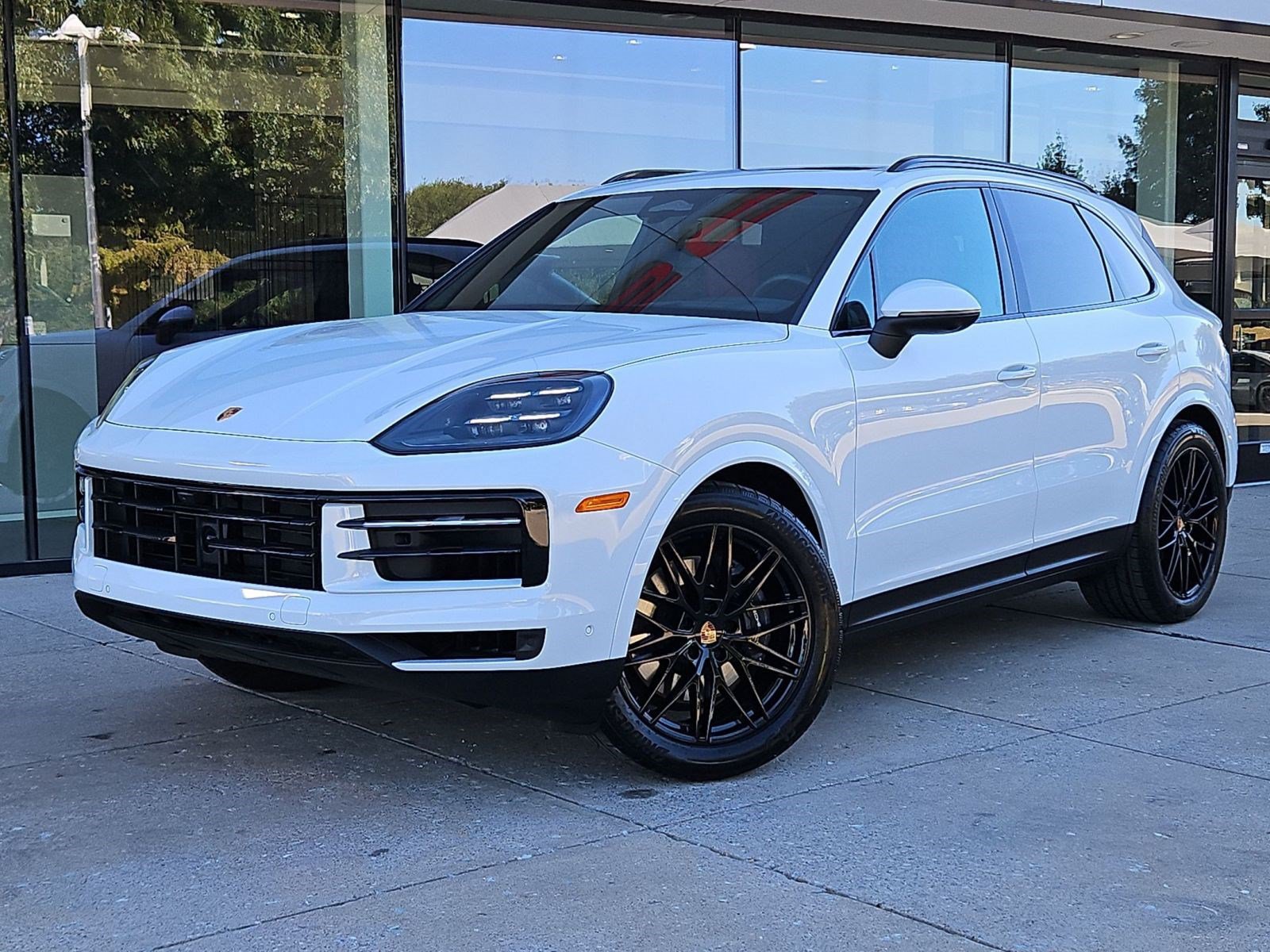 Certified 2026 Porsche Cayenne AWD/4WD image 1