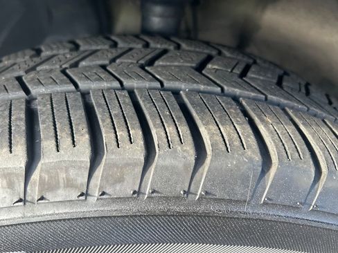 Used 2023 Subaru Ascent Touring image 29