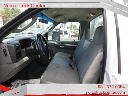Used 2004 Ford F450 XL image 9