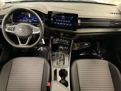 New 2025 Volkswagen Jetta SE image 12