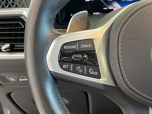 Certified 2025 BMW X6 M60i w/ Dynamic Handling Package image 18