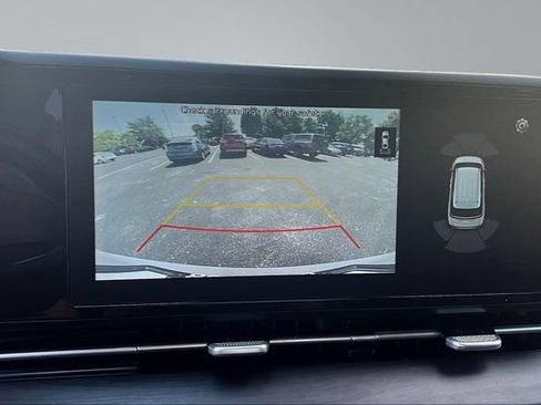 Used 2022 Kia Carnival EX FWD image 14