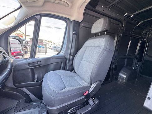 Used 2026 RAM ProMaster 1500 w/ Safety Group FWD image 19