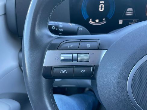 Used 2024 Hyundai Kona SEL image 19