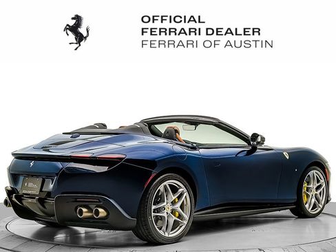 Used 2026 Ferrari Roma Spider RWD image 5