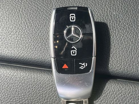 Certified 2023 Mercedes-Benz E 350 4MATIC Sedan image 4
