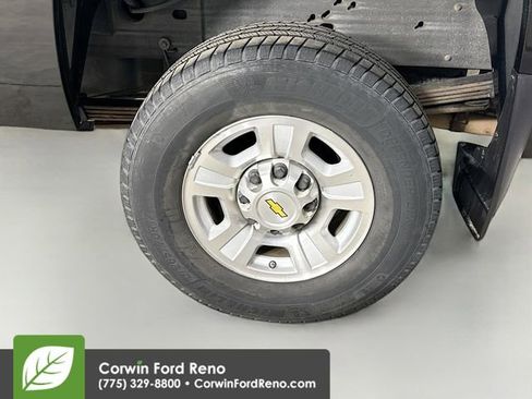 Used 2008 Chevrolet Silverado 2500 LTZ w/ EZ-Lift Tailgate Package image 29