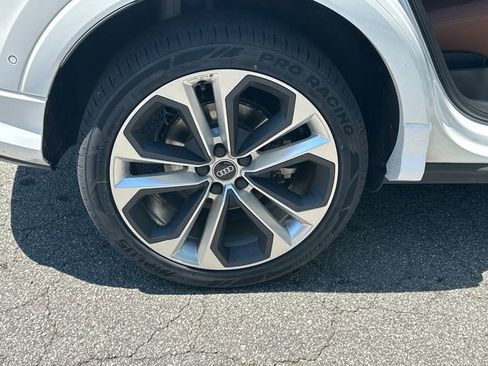 Used 2021 Audi Q3 2.0T Premium Plus AWD/4WD image 17