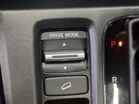 Used 2025 Honda CR-V Sport-L image 29