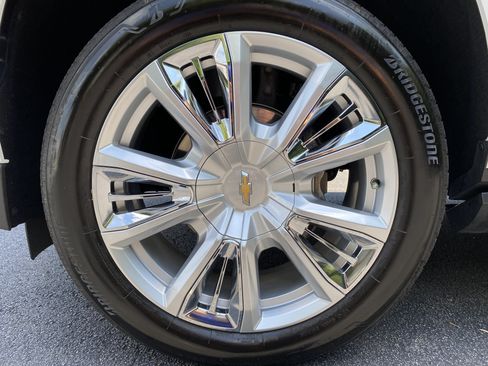 Used 2024 Chevrolet Tahoe High Country AWD/4WD image 47