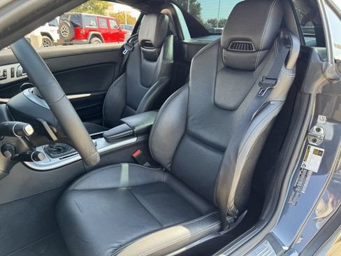 Used 2014 Mercedes-Benz SLK 250 image 24