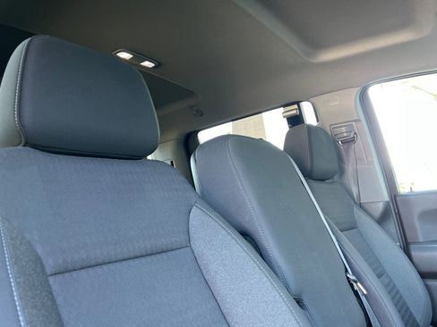 Used 2022 Chevrolet Silverado 1500 Custom image 13