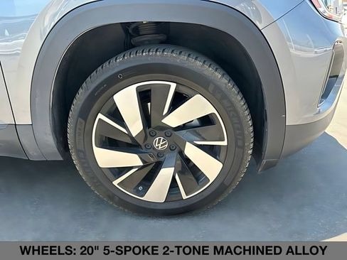Used 2024 Volkswagen Atlas Cross Sport SE AWD/4WD image 11