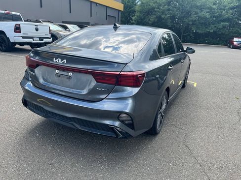 Used 2022 Kia Forte GT-Line w/ GT-Line Technology Package FWD image 7