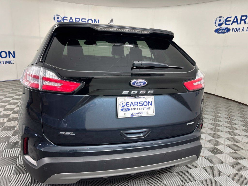 Used 2023 Ford Edge SEL w/ Convenience Package AWD/4WD image 6