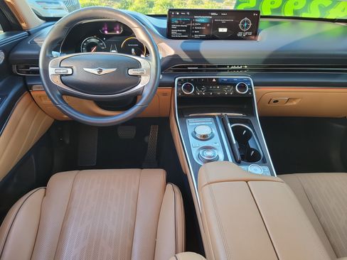 Certified 2023 Genesis GV80 2.5T w/ Prestige 20" Package image 6