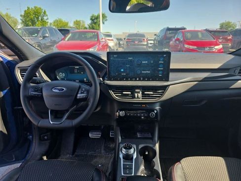 Used 2023 Ford Escape ST-Line Elite AWD/4WD image 7