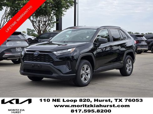 Used 2024 Toyota RAV4 LE AWD/4WD image 2