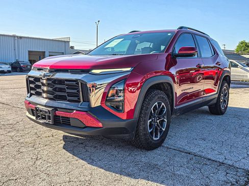 Used 2025 Chevrolet Equinox ACTIV w/ Safety and Technology Package AWD/4WD image 3