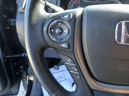 Used 2017 Honda Pilot EX-L image 23
