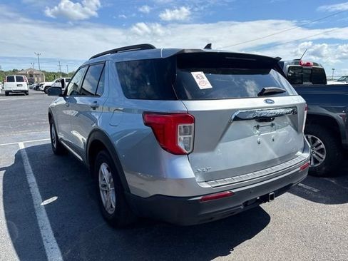 Used 2022 Ford Explorer XLT w/ Class IV Trailer Tow Package RWD image 3