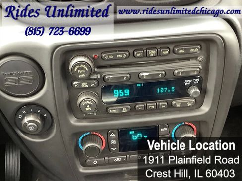 Used 2008 Chevrolet TrailBlazer SS w/ Sun And 6-Disc Cd Package image 18