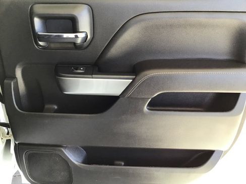 Used 2018 Chevrolet Silverado 1500 LT w/ All Star Edition image 48