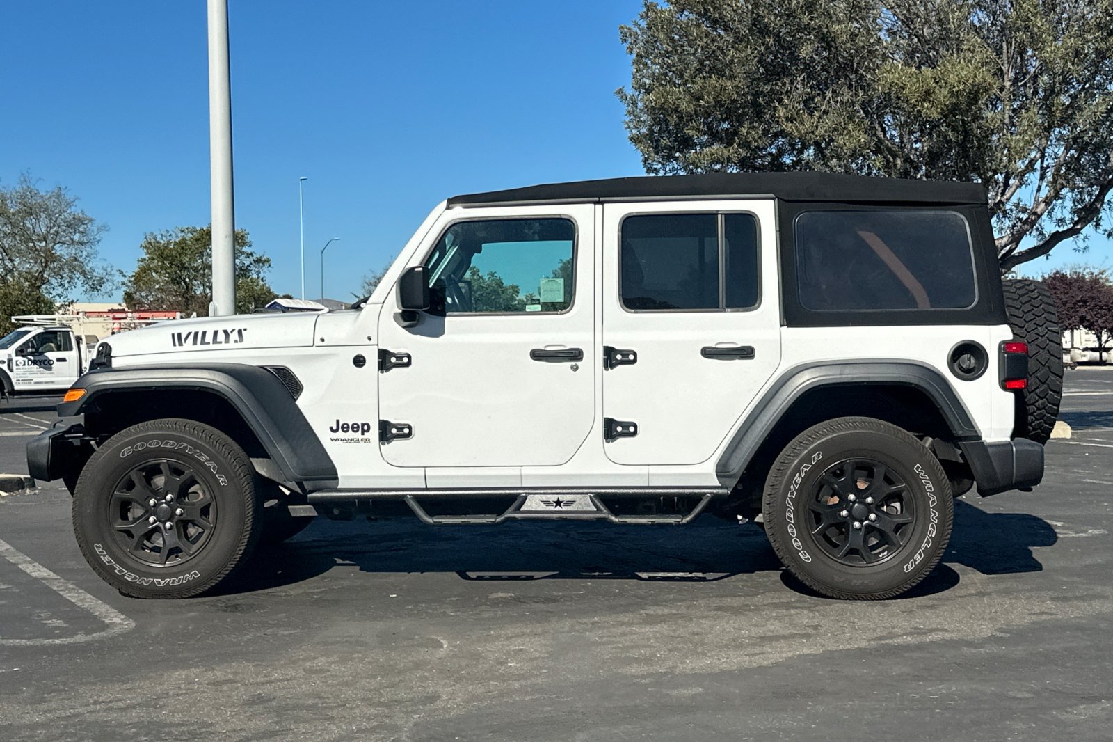Used 2020 Jeep Wrangler Unlimited Sport AWD/4WD image 7