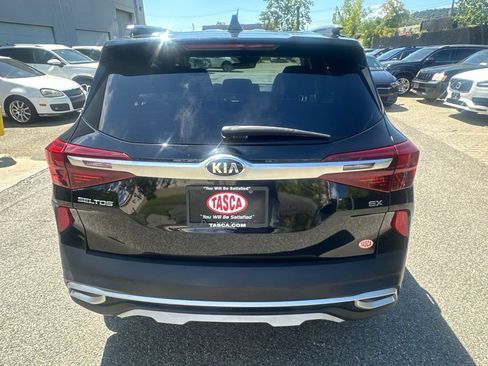 Used 2021 Kia Seltos EX AWD/4WD image 5