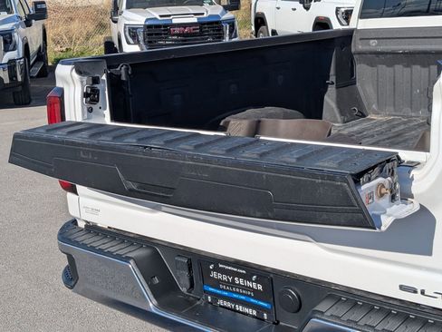 Certified 2021 GMC Sierra 3500 SLT w/ Gooseneck/5TH Wheel Package image 29