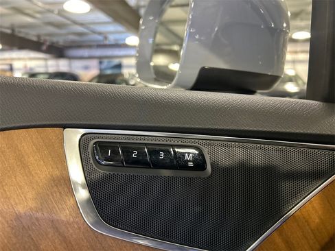 Certified 2024 Volvo XC90 B5 Plus w/ Protection Package image 22