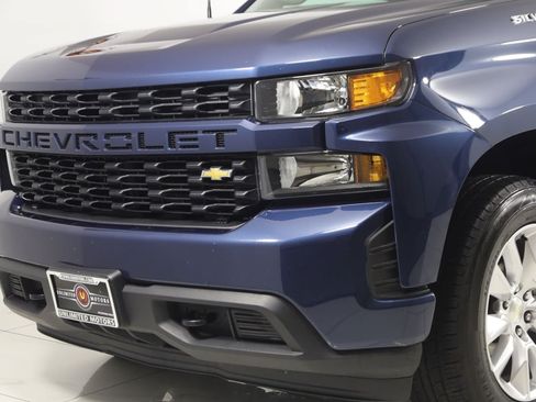 Used 2021 Chevrolet Silverado 1500 Custom AWD/4WD image 42