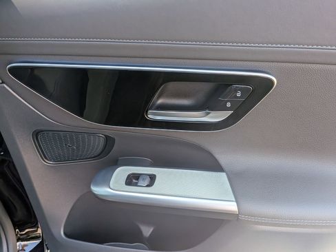 Certified 2026 Mercedes-Benz GLC 300 4MATIC image 33