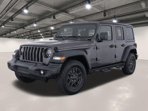 Used 2024 Jeep Wrangler Unlimited Sport AWD/4WD image 1