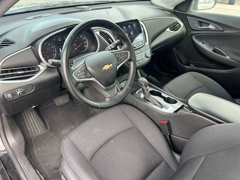 Used 2023 Chevrolet Malibu RS FWD image 24