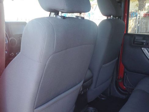 Used 2012 Jeep Wrangler Unlimited Sport image 16