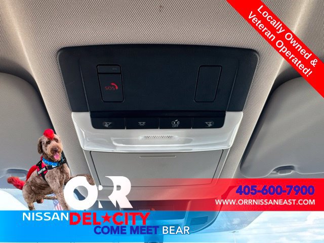 Used 2025 Nissan Rogue SV FWD image 28