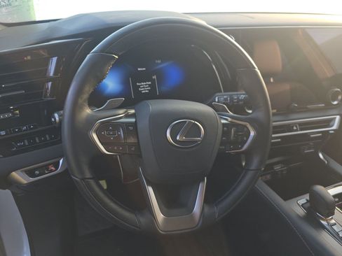 Used 2025 Lexus RX 350 Premium image 11
