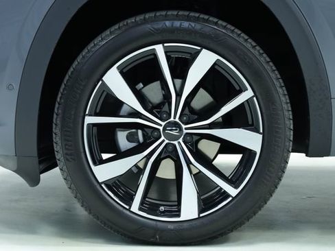 New 2026 Volkswagen Atlas SEL Premium R-Line AWD/4WD image 8