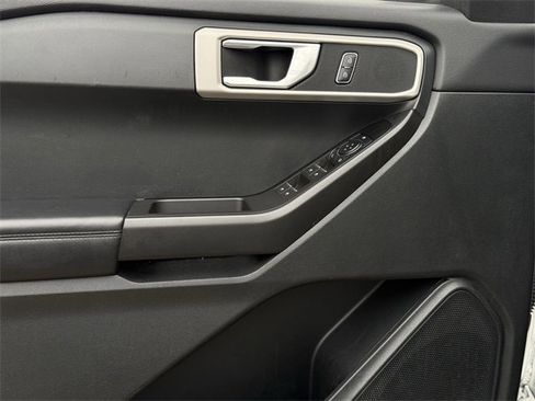 Used 2021 Ford Explorer 2WD w/ Class III Trailer Tow Package image 22