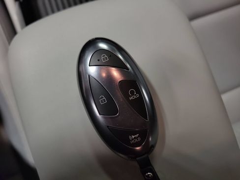 Used 2025 Hyundai Kona SE FWD image 19