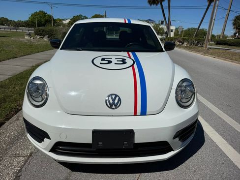 Used 2018 Volkswagen Beetle 2.0T S image 4