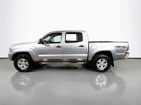 Used 2014 Toyota Tacoma PreRunner image 4