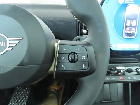 Used 2025 MINI Cooper S image 14