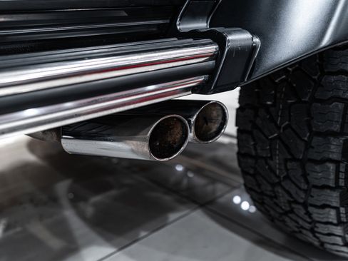 Used 2018 Mercedes-Benz G 550 Squared image 52