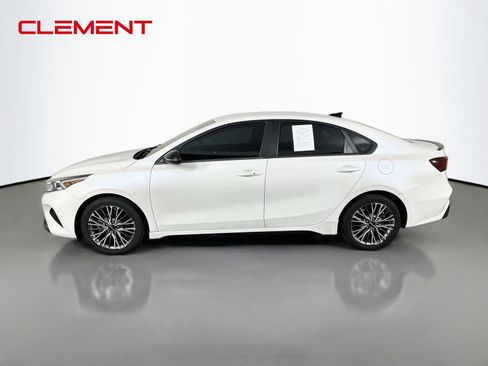 Used 2023 Kia Forte GT-Line w/ GT-Line Technology Package FWD image 5
