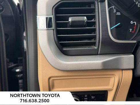 Used 2023 Ford F150 XLT AWD/4WD image 30