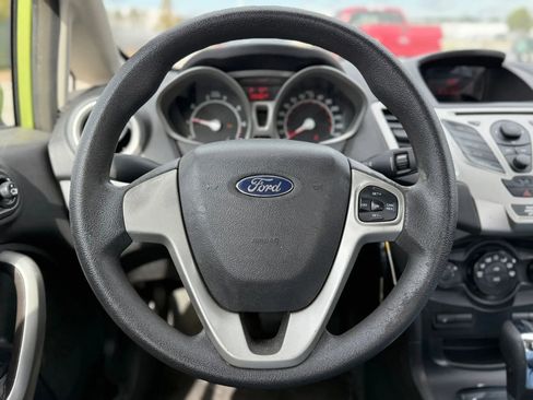 Used 2012 Ford Fiesta SE image 23