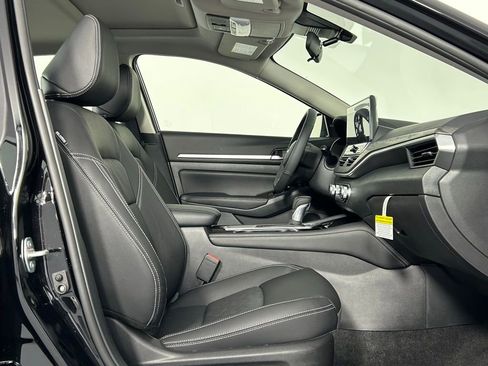 Used 2025 Nissan Altima 2.5 SL image 10